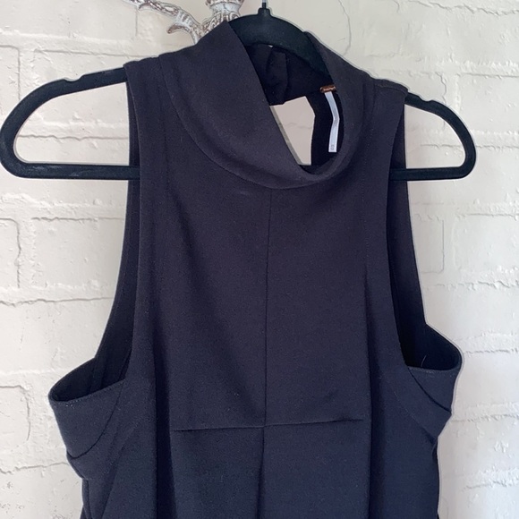 Free People tunic shirt side slit pockets sleeveless mock neck long keyhole back - Picture 2 of 5
